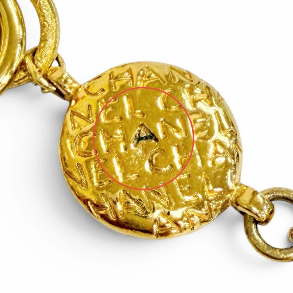 CHANEL Vintage Gold Necklace - Picture 6 of 6